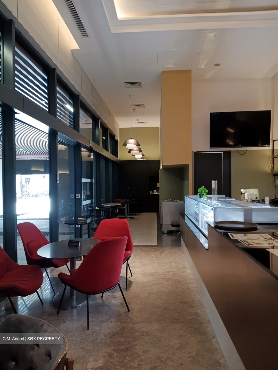 Club Street (D1), Retail #611127431